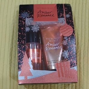 Victoria's Secret Amber Romance Gift Set - Pink and Black